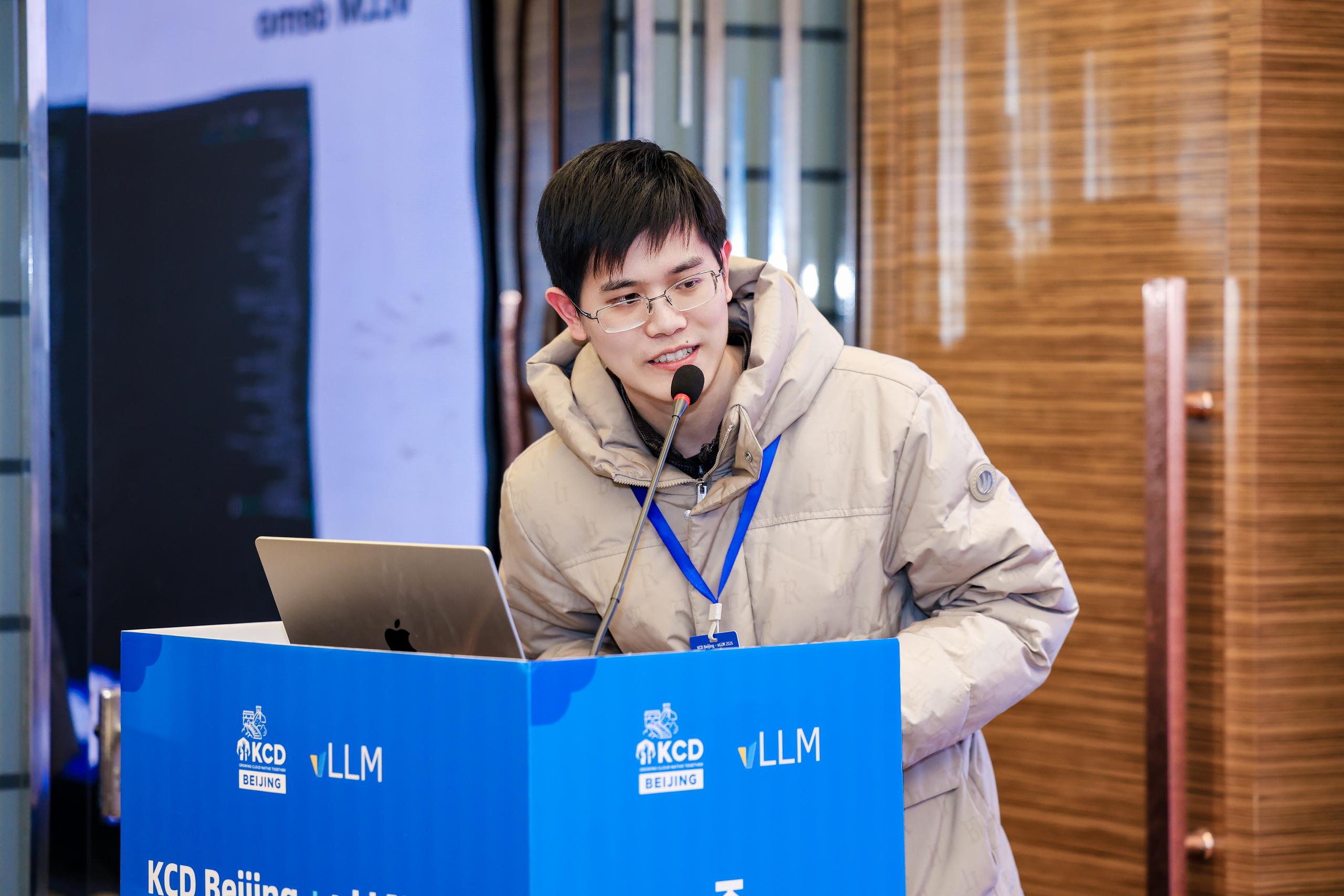 王纪飞正在分享中